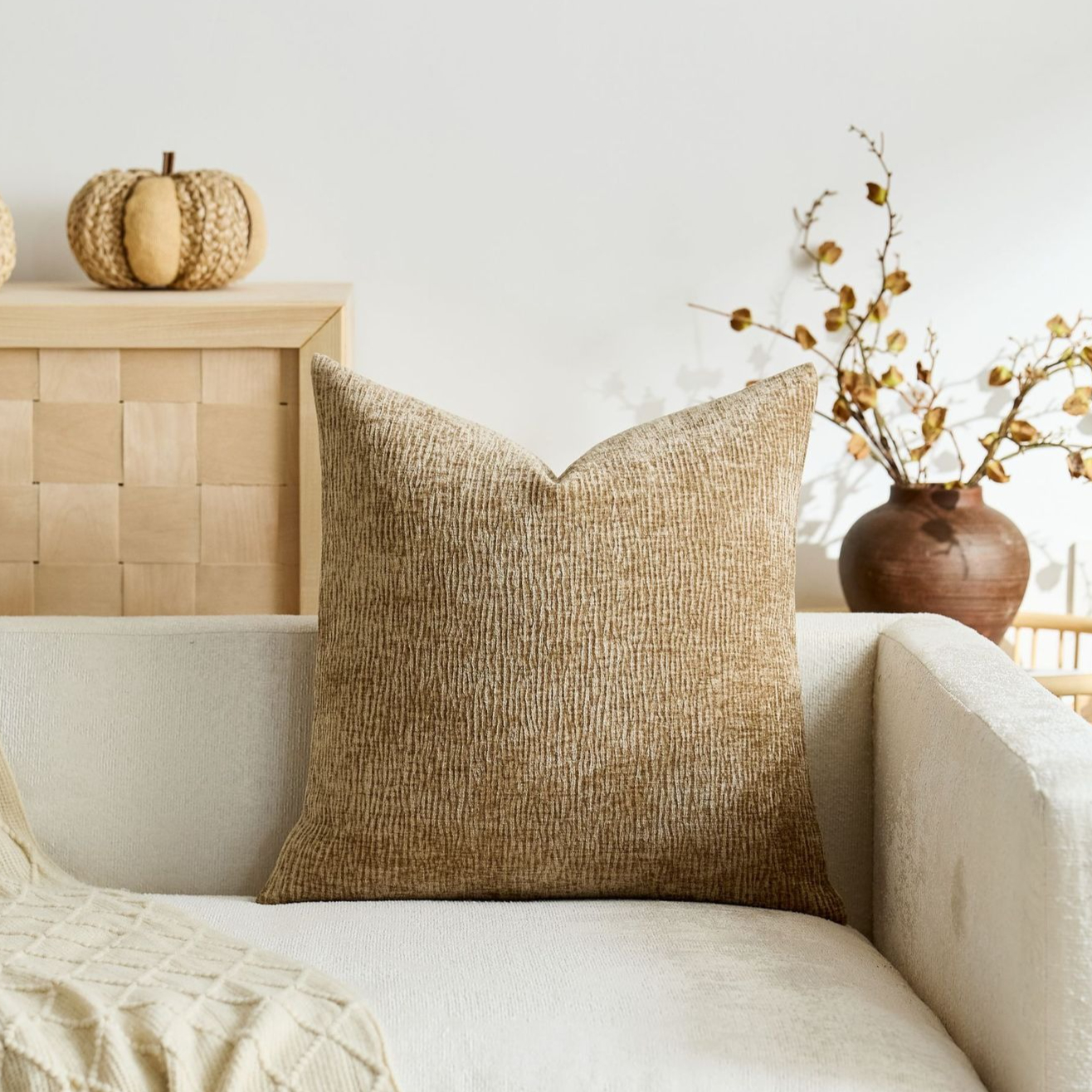 Textured Pleated Chenille Thro - Textured Throw Natural ulasan dan harga