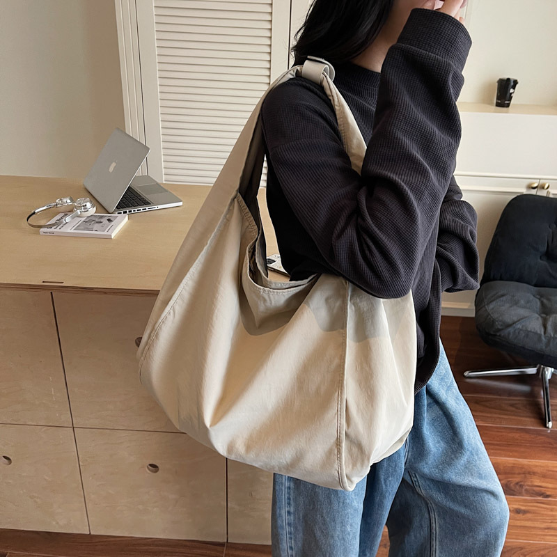 Nylon Large Capacity Crossbody - Interior Design Simple ulasan dan harga